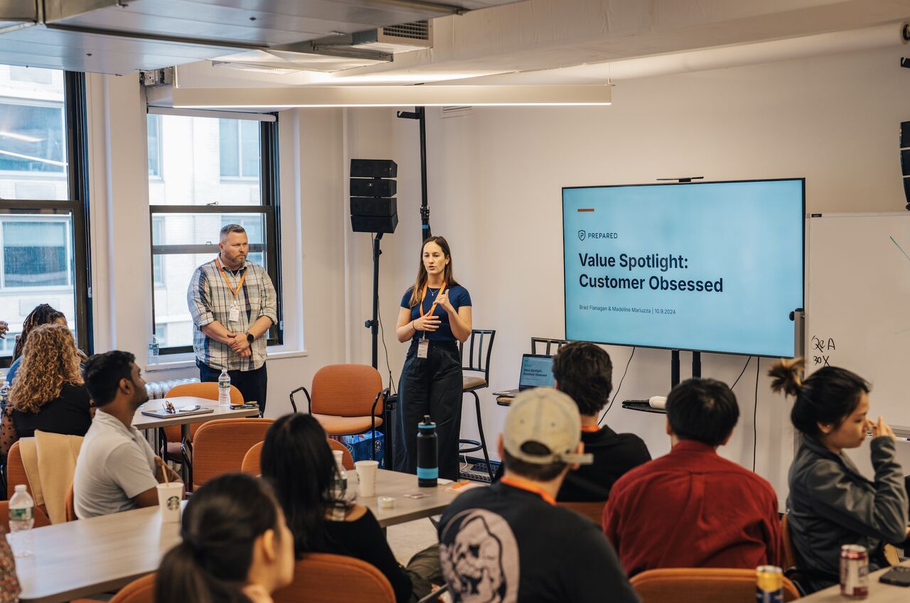 핵심 가치 : 고객 중심으로 할 것 (출처 : prepared Linkedin)