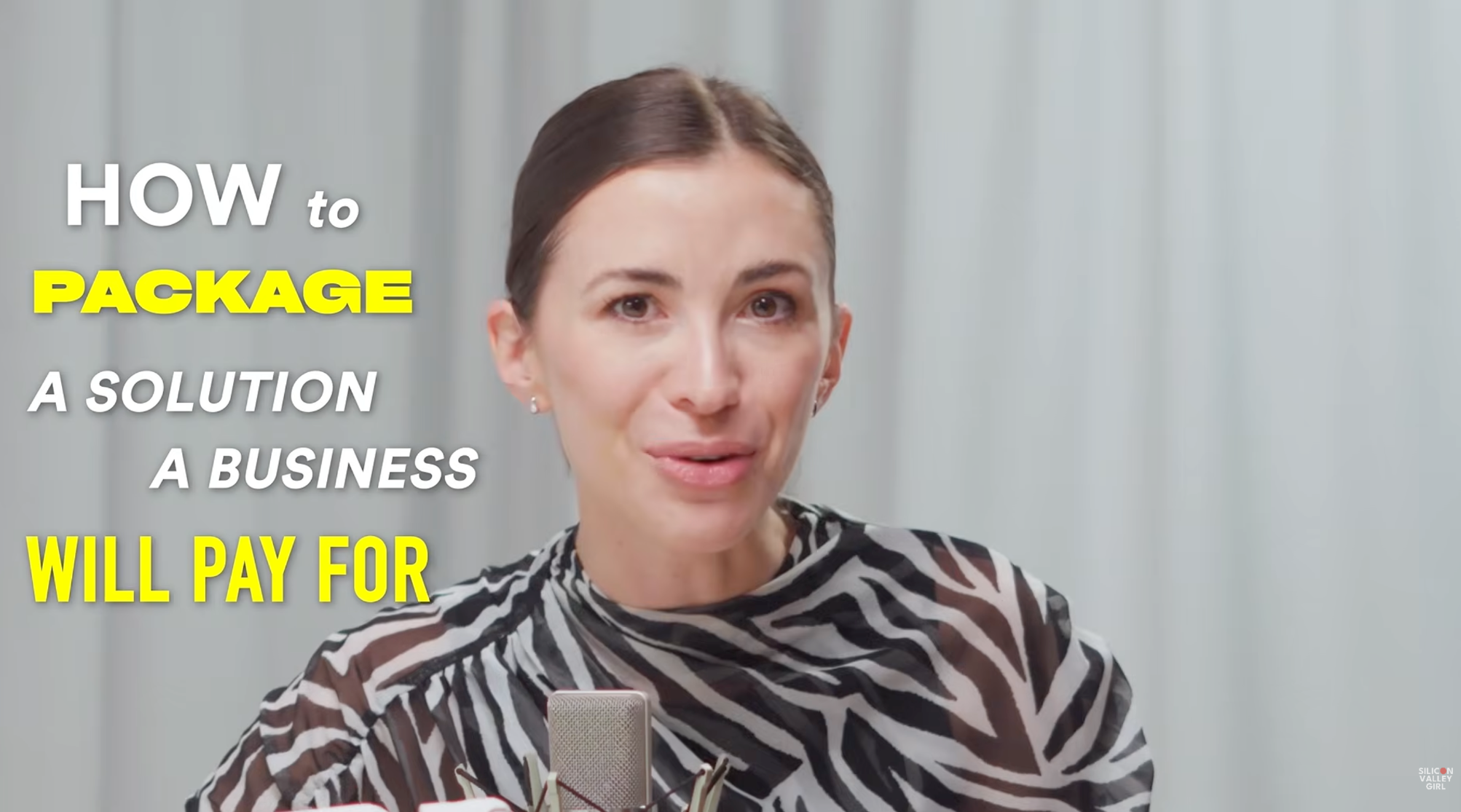 워크플로우 하나를 사업체가 돈을 낼 만한 형태로 묶는 것.이미지 출처 : Youtube '7 Boring AI Businesses That Could Make You Rich', by&nbsp;Silicon Valley Girl