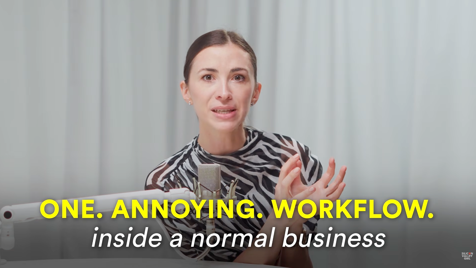 평범한 사업체 안에서 반복되는, 짜증나는 워크플로우 하나.이미지 출처 : Youtube '7 Boring AI Businesses That Could Make You Rich', by&nbsp;Silicon Valley Girl