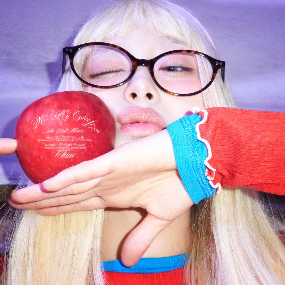 츄&nbsp;- [XO, My Cyberlove] Album Art