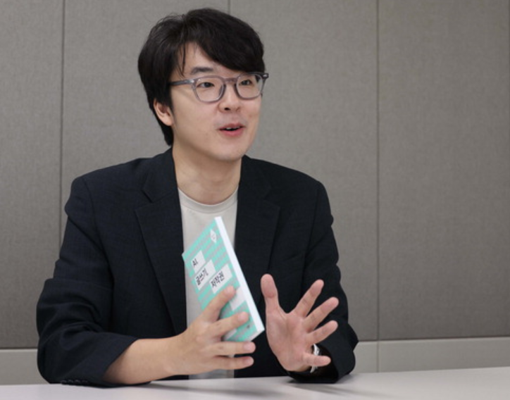 좋은 삶을 살면, 좋은 작가가 된다의 썸네일 이미지