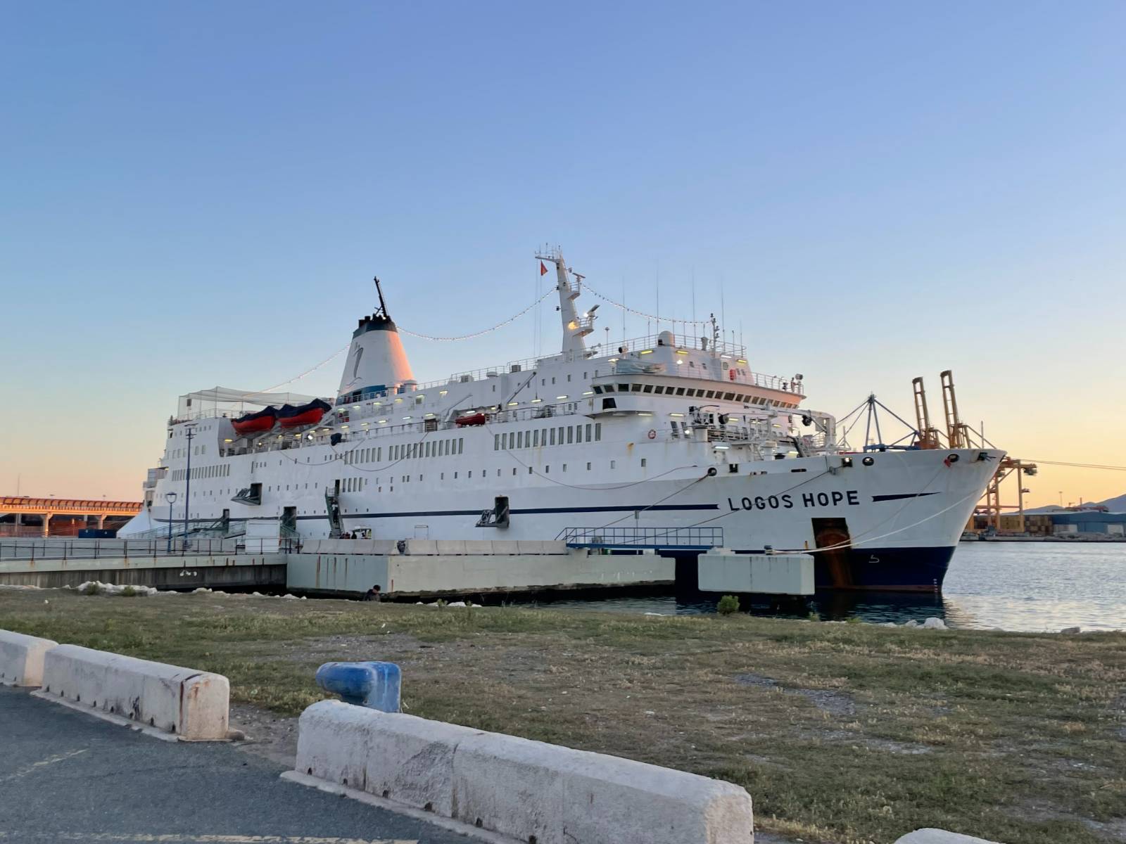 3/27(금) 로고스호프와 첫 대면