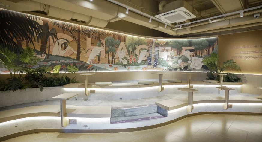 [출처:마케팅인터랙티브] 기본적인 수화가 소개되어 있는 청각장애인 예술가 천쯔위에의 벽화.