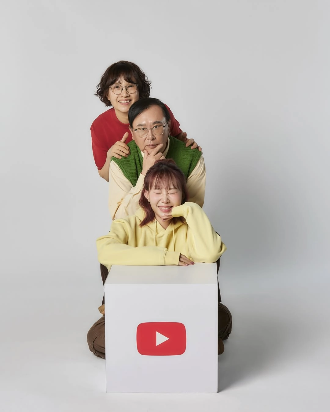 [출처: 인스타그램 @gardenofniiya] 크리에이터 니야의 유튜브 코리아 인터뷰 사진.