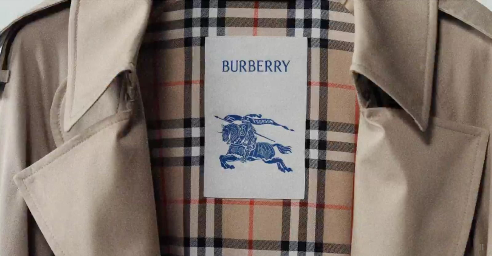 출처 : 버버리 홈페이지