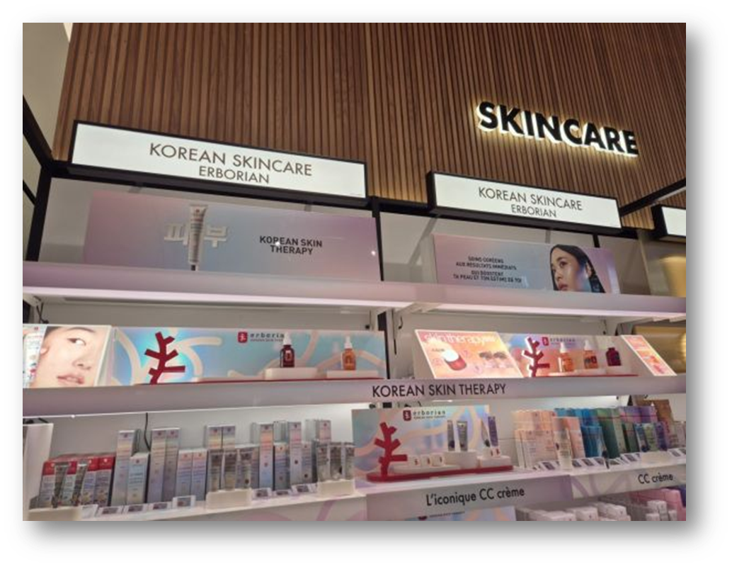 프랑스 파리에 있는 세포라의 K-뷰티 존 / 출처: the ABD