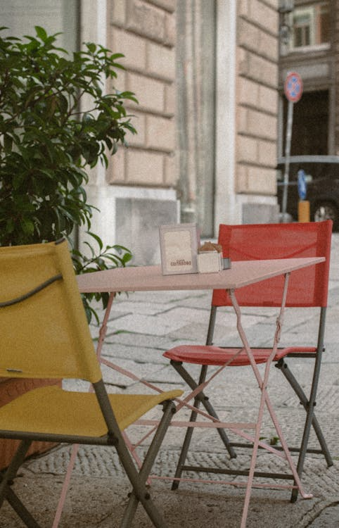 중요) 타로 카드로 먹고사는 사람 이야기 (10년 전, 그렇지만 유효한)의 썸네일 이미지