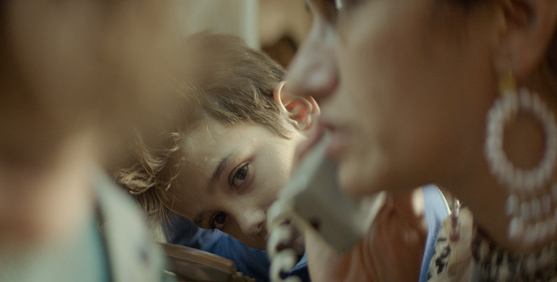 그의 웃음은 마지막에 딱 한 번 볼 수 있다.