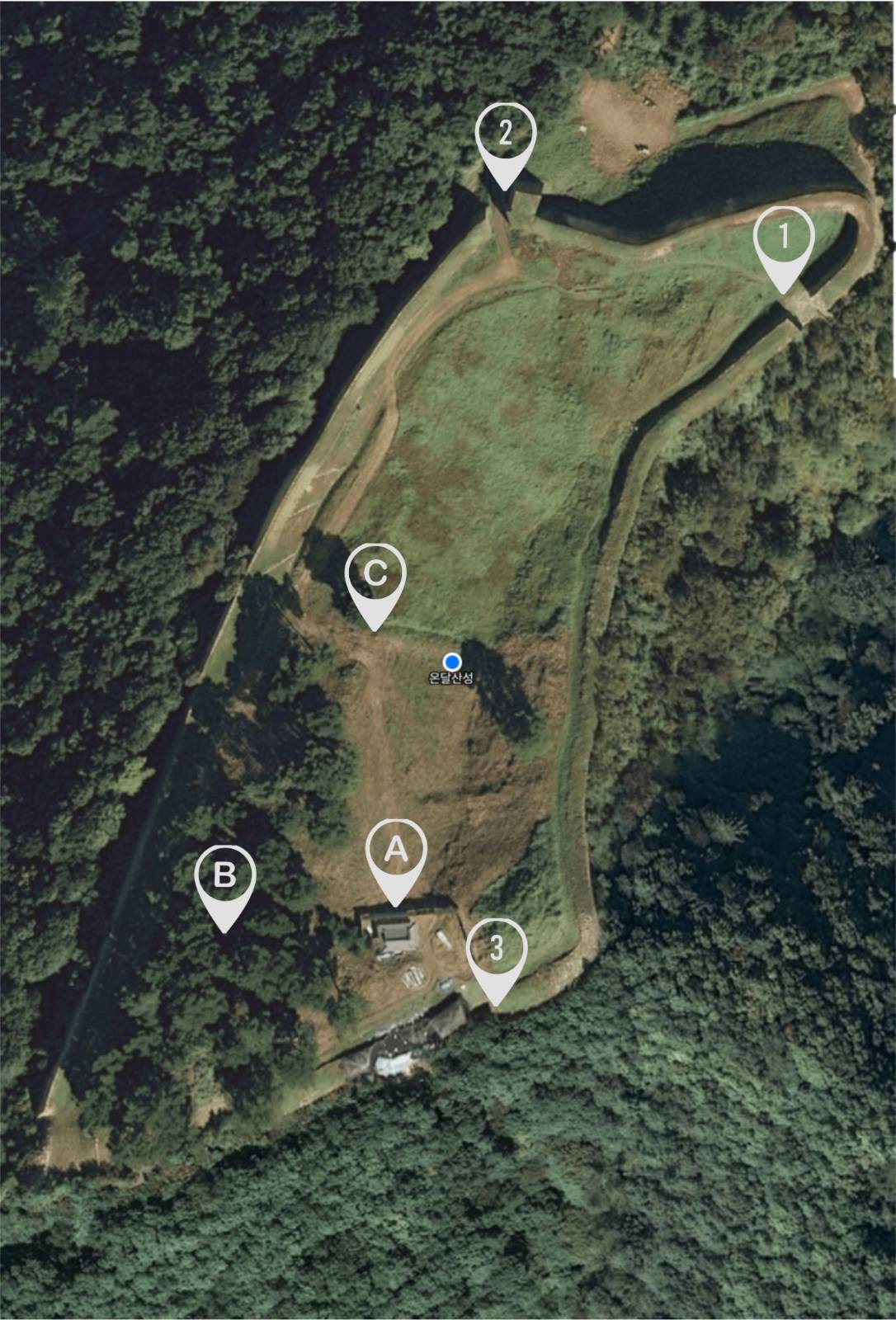 온달산성 현황도 1. 동문, 2. 북문, 3. 남문(구인사 방향으로 산림경관거점 역할), A : 정자, B : 송림, C: 조망경관거점 자료 : 네이버 지도