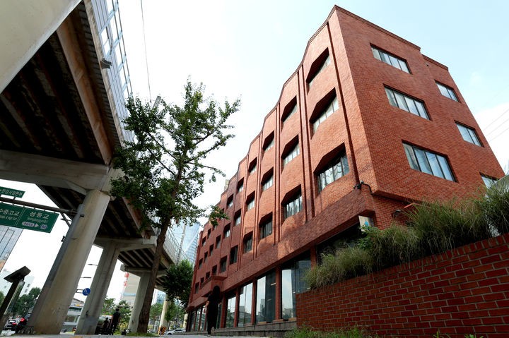 โ์ฑ๋๊ตฌ