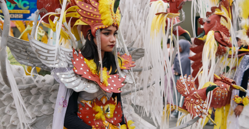 3분 스페인어 - Carnaval de Panamá 의 썸네일 이미지