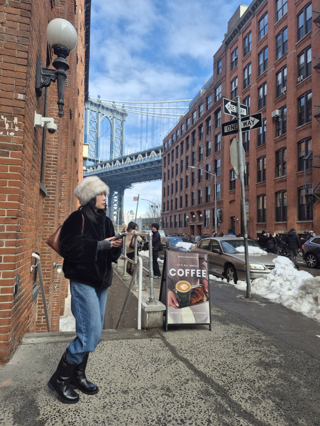 027- 희미해지는 시간들 속에의 썸네일 이미지