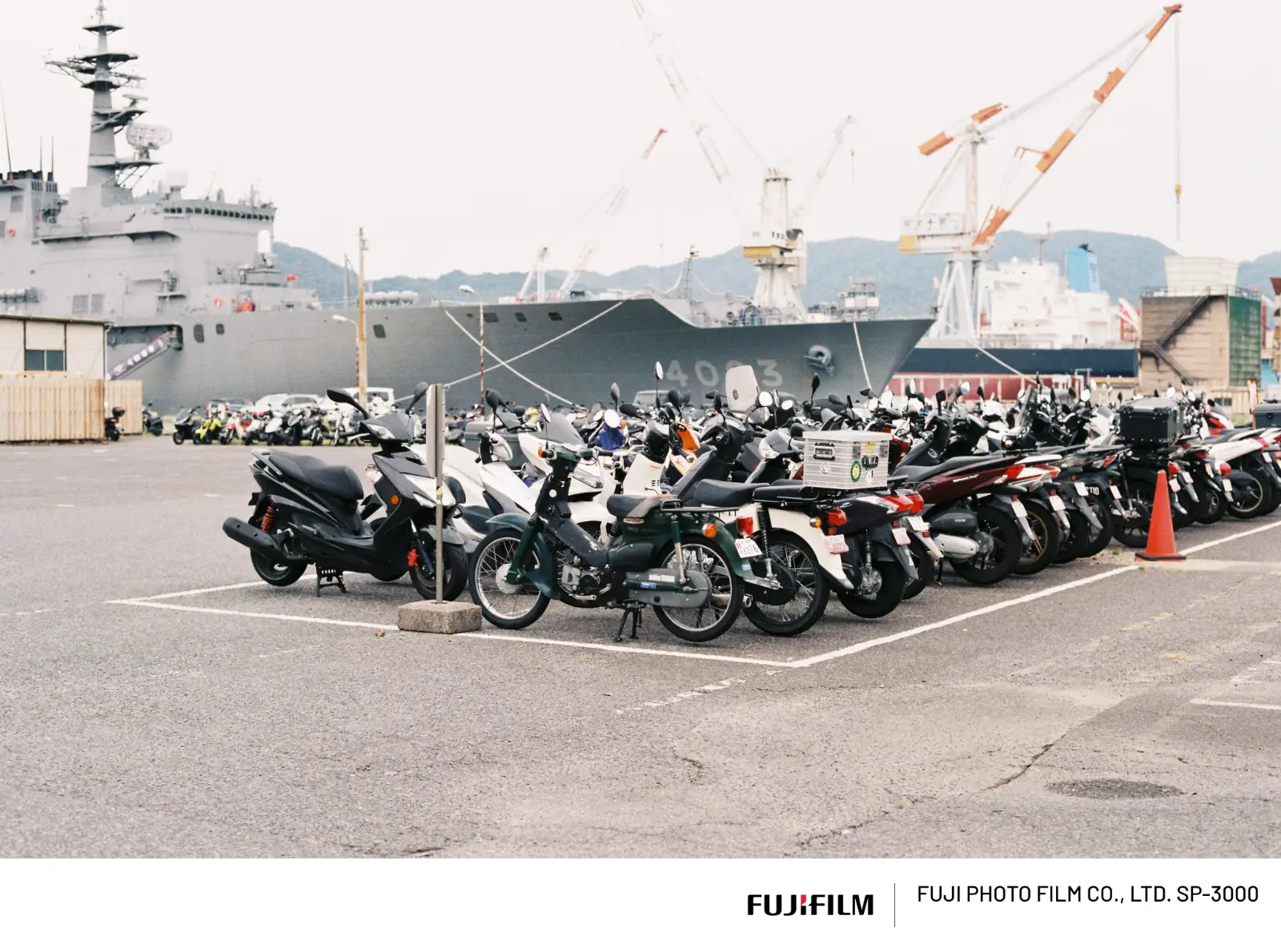 쿠레 지방대 기지의 썸네일 이미지