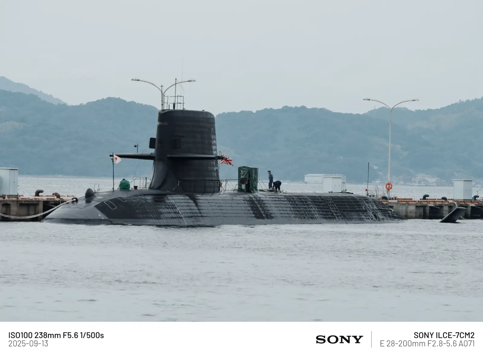 타이게이급 잠수함. 세일 구조물 도어 형상이 직사각형으로 변경된 것을 알 수 있다.