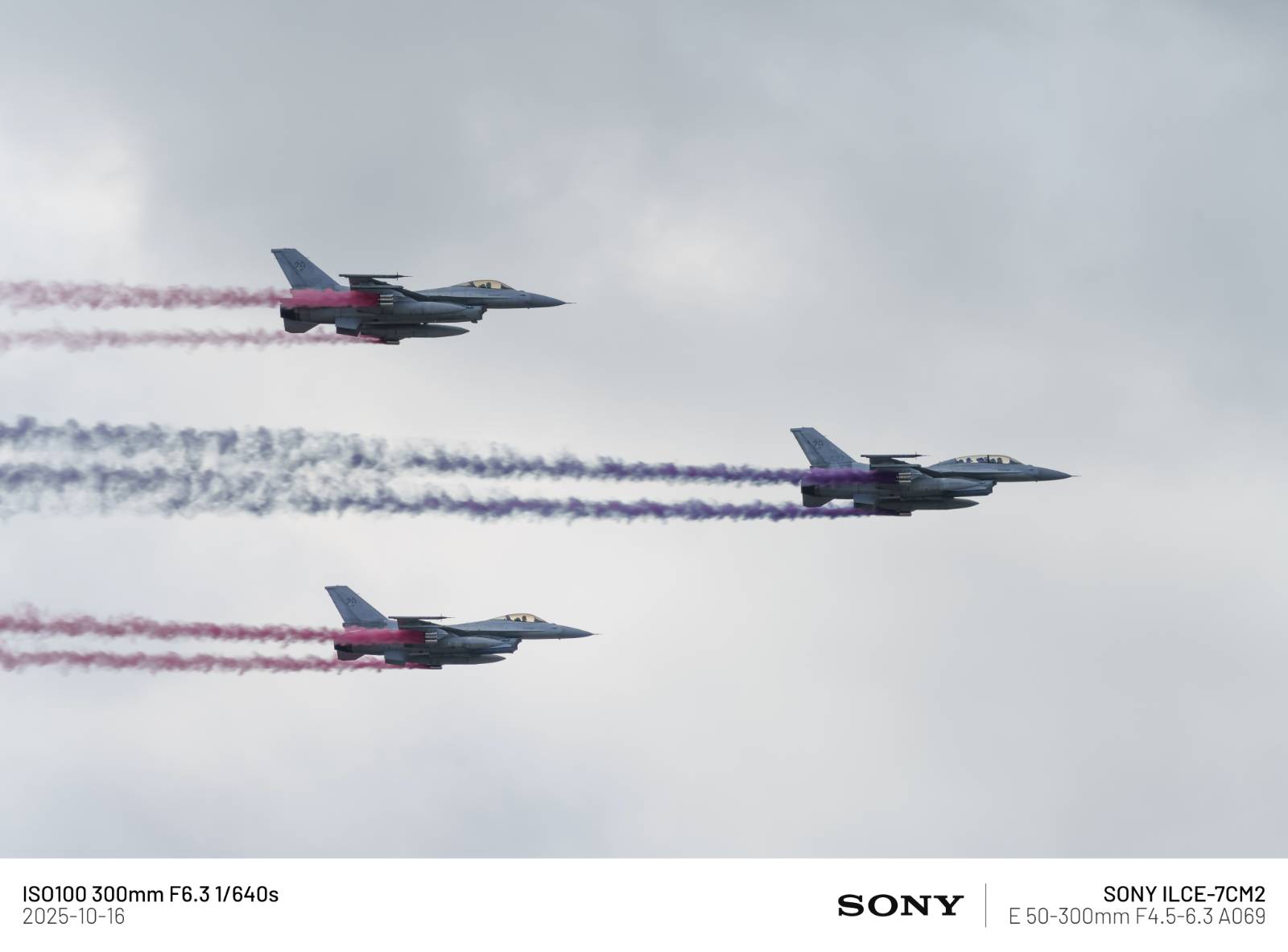 KF-16C 2대, KF-16D 1대