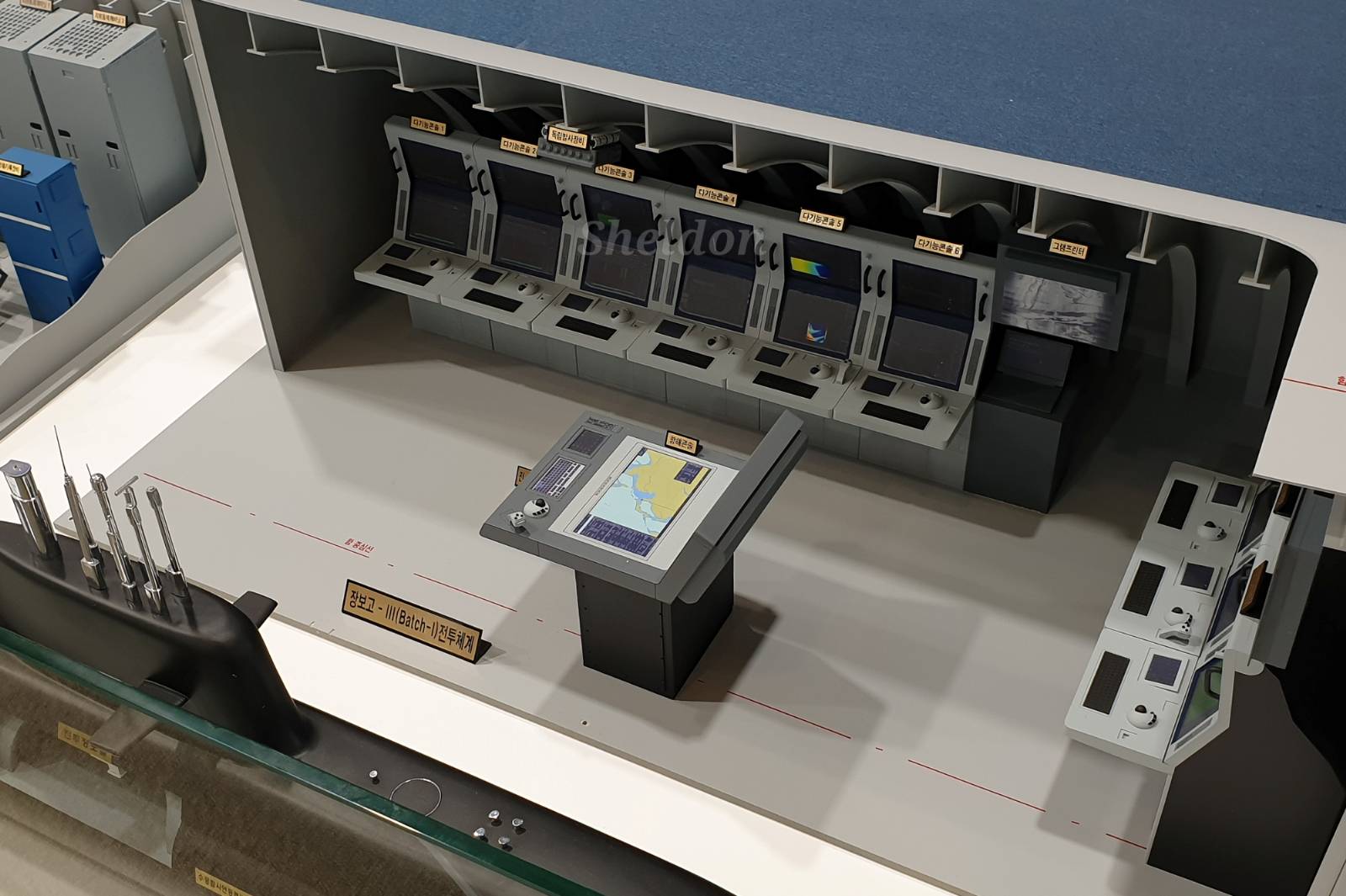 차세대 잠수함 전투지휘실(CCC)의 썸네일 이미지