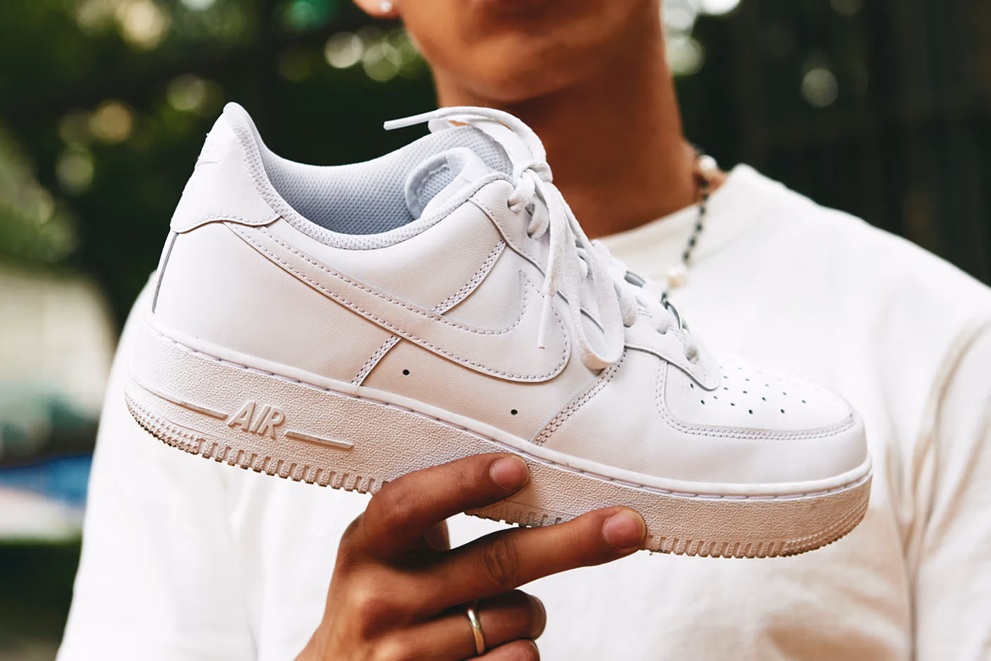 2025년 미국 10대들이 가장 선호하는 스니커 브랜드 1위는?