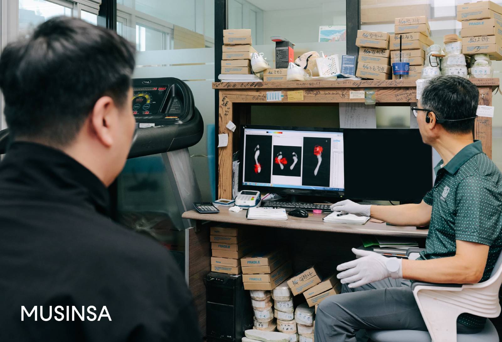 무신사, 보행이 불편한 장애인에 맞춤형 정형신발 지원