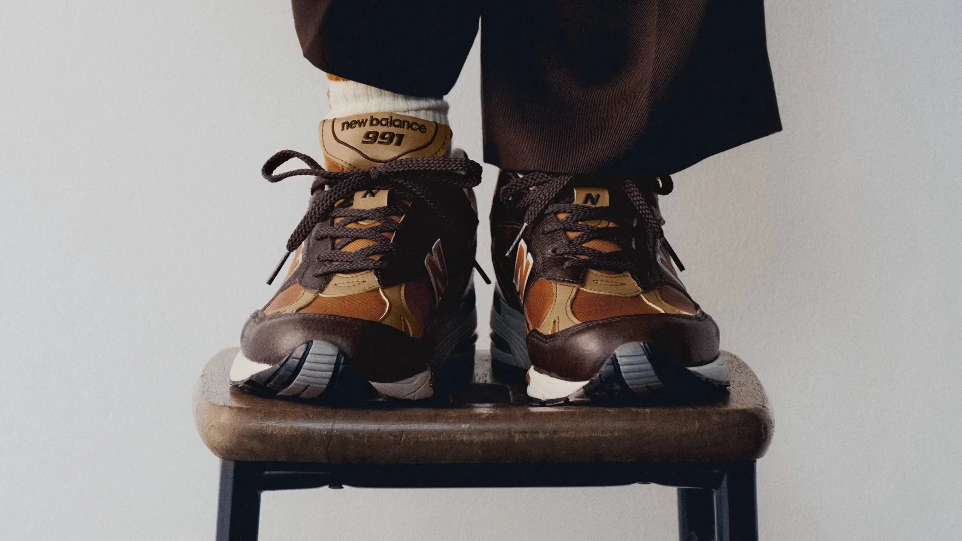 패션계가 가장 사랑한 신발, 25년 만에 복귀! 뉴발란스 991v1