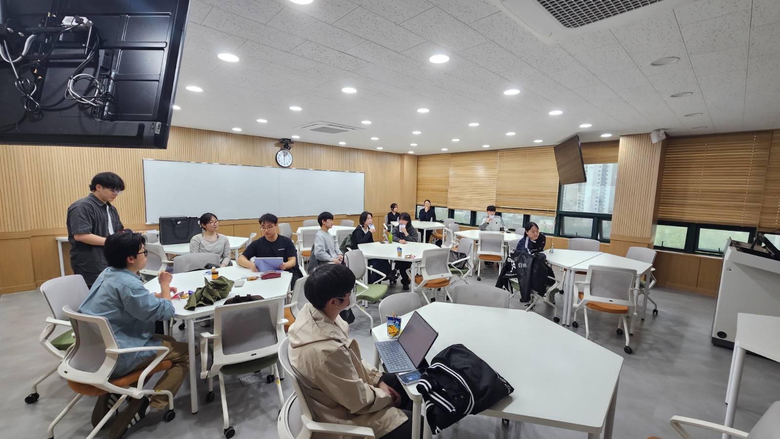 첨부 이미지
