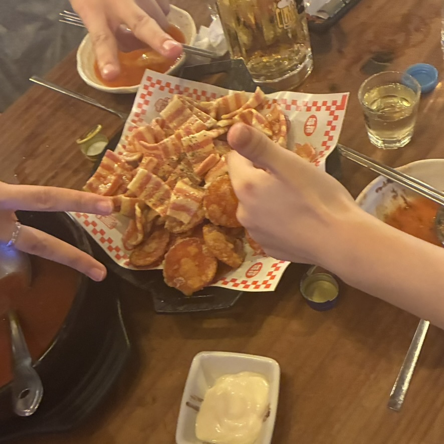 “MFC 비밀결사대”