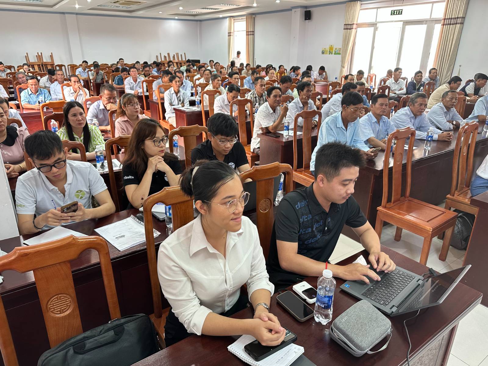 베트남 끼엔장성 이해관계자 협의회 현장