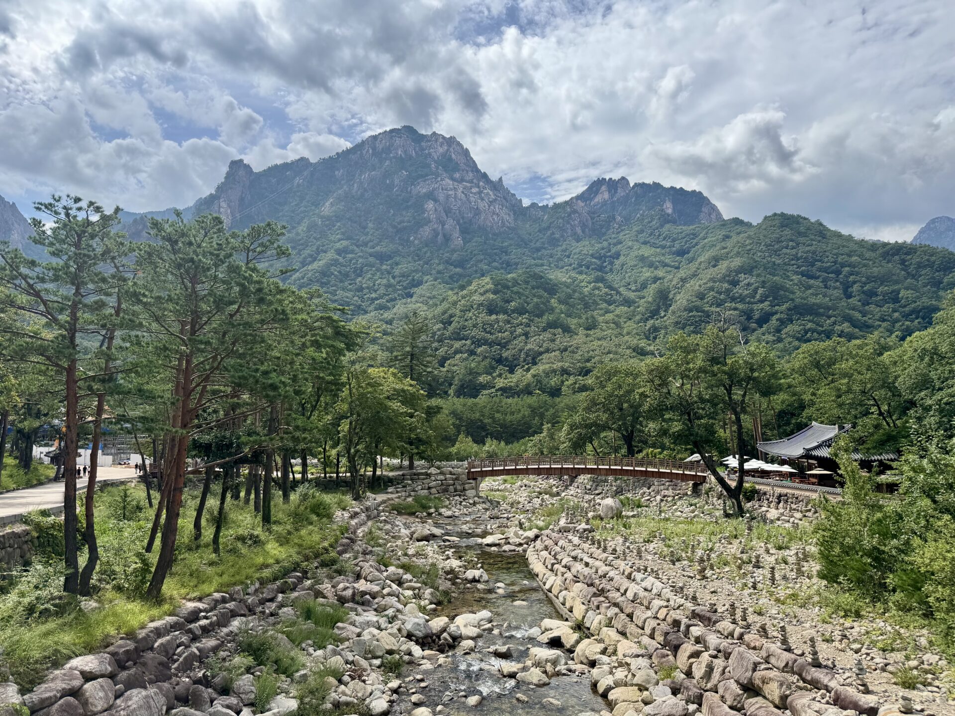 ์ฒจ๋ถ ์ด๋ฏธ์ง