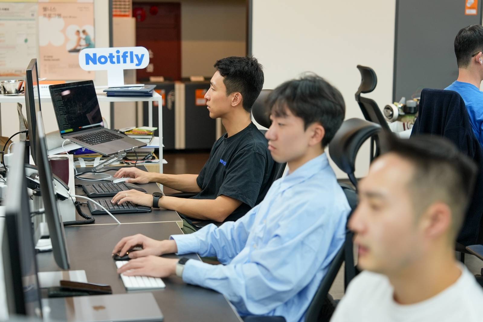 ์ฒจ๋ถ ์ด๋ฏธ์ง