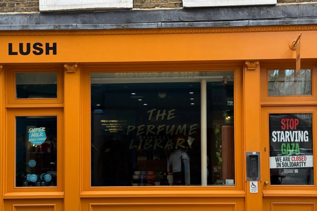 ์ถ๊ฐ๋ก ๊ฐ์ ์ด๋ฆฐ์ด์ ๋ฉํธ ํฌ์ค๋ฅผ ์ํด ๊ฐ๋ฐ๋ ๋น๋ '์ํฐ๋ฉ๋ก ์ฌ๋ผ์ด์ค'๋ ์ญ๋ ์ต๊ณ ์ฑ๊ณตํ ๋จ์ผ ํ
๋ง ์ฑ๋ฆฌํฐ ์ ํ์ด๋ผ ํ๊ฑฐ๋ ์ '๋ฌ์ฌ'๋ ์ด๋ฅผ ๋ค์ ์ ์, ์๋ฃ ์๋น์ค ๋จ์ฒด์ ๊ธฐ๋ถํ ๊ฑฐ๋ผ๊ณ ๋ ๋ฐํ์ด์.