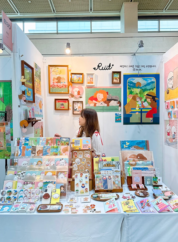 루잇 작가의 아트페어 중 사진