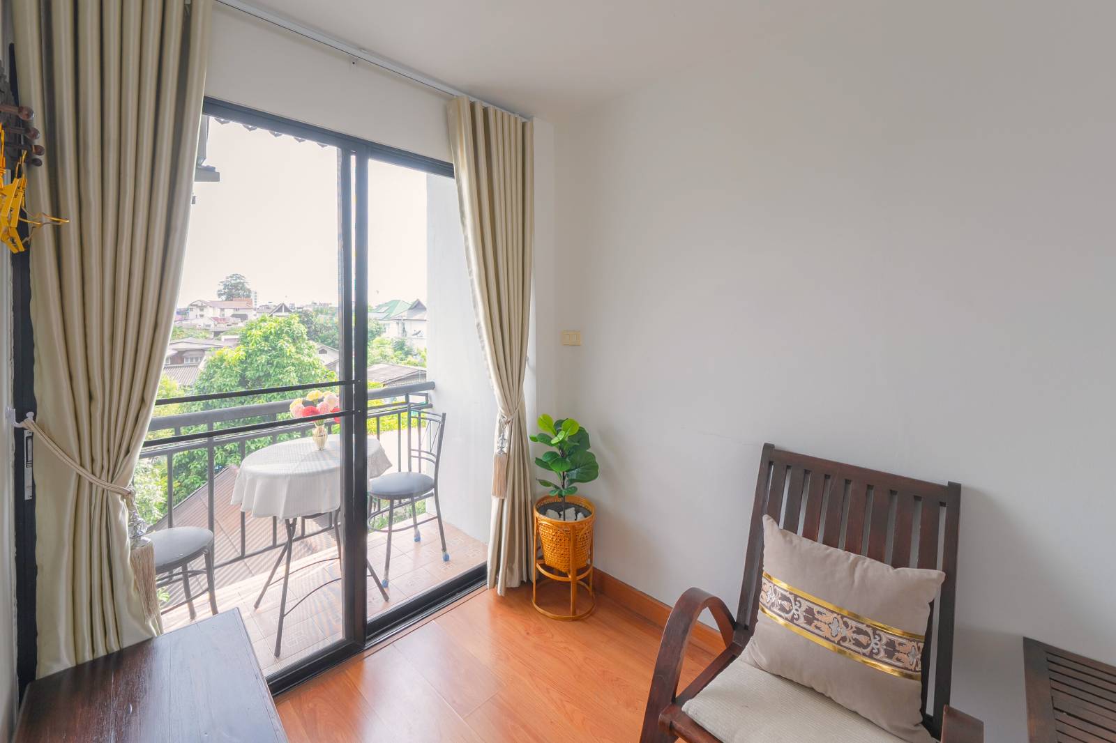 ์ฒจ๋ถ ์ด๋ฏธ์ง