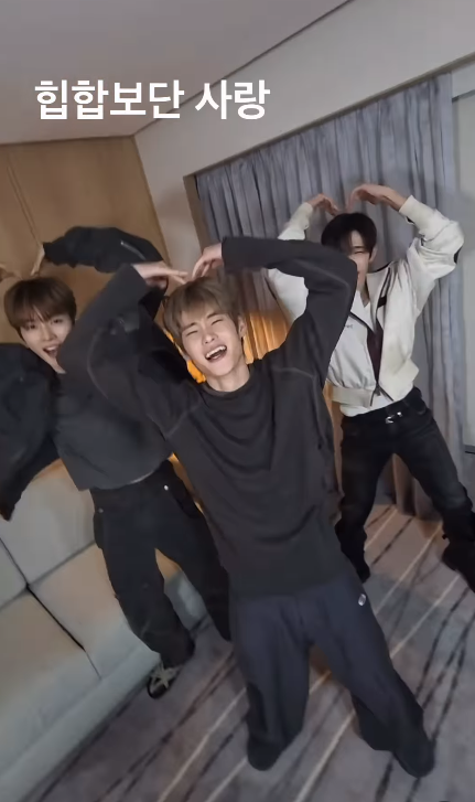 이미지 = 인스타그램 캡처 (https://www.instagram.com/reel/DSAXS-ck3G7/?utm_source=ig_web_copy_link&igsh=MzRlODBiNWFlZA==)