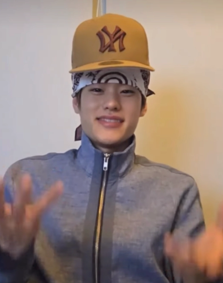 이미지 = 인스타그램 ‘@rz__crh’ 채널 릴스 캡처 (http://instagram.com/reels/DSfQ13FCWYc)