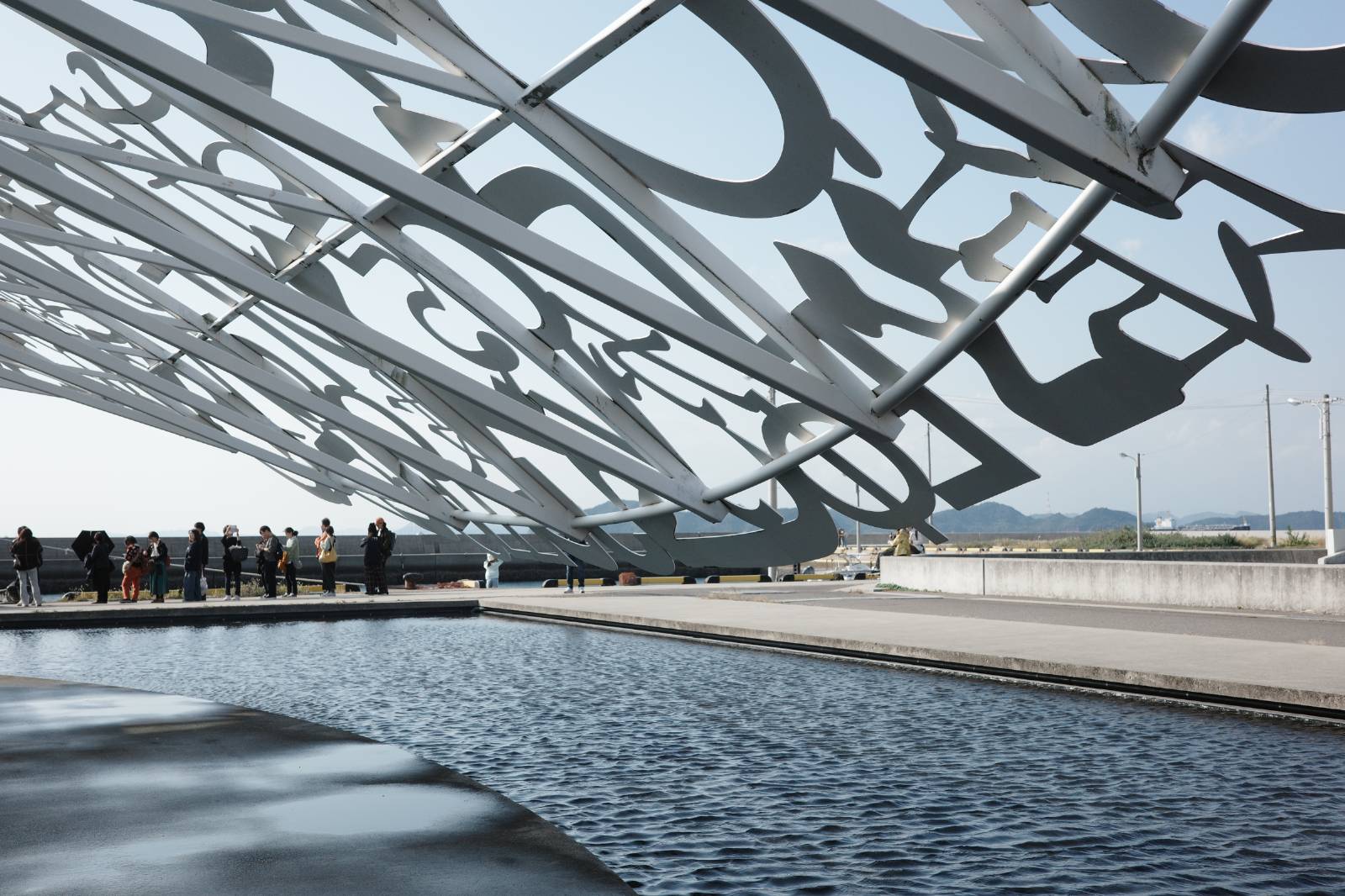 Ogijima's Soul by Jaume Plensa © Dana