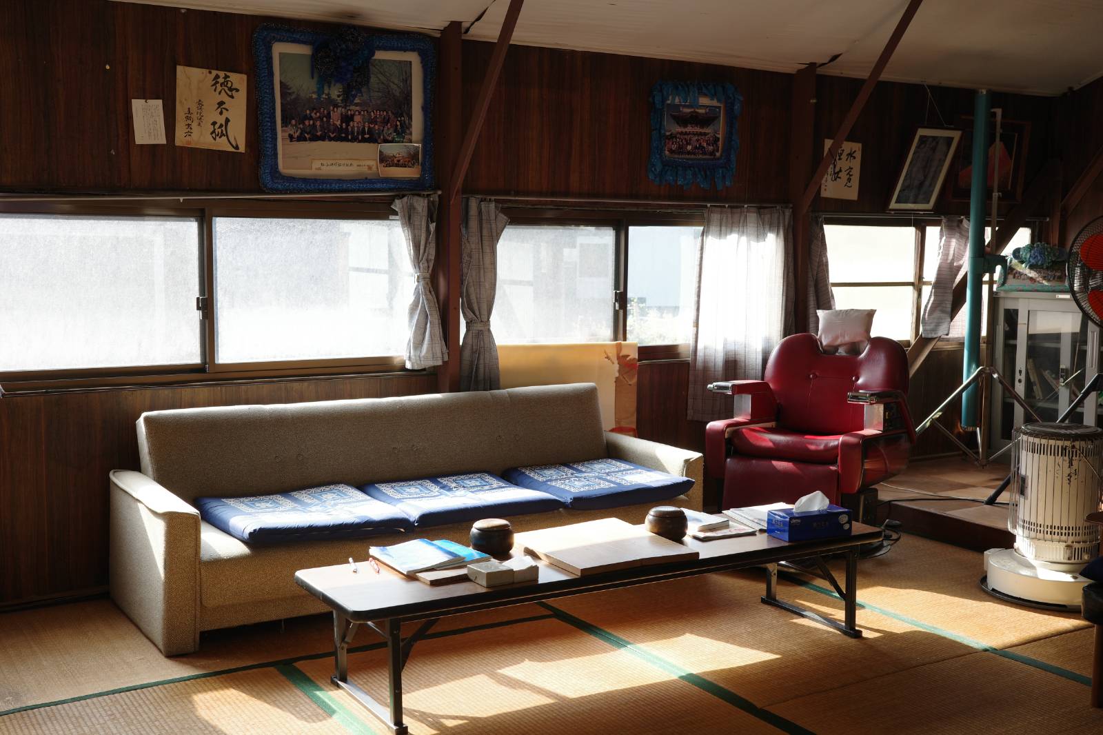 실제로 마을 주민들이 사용 중인 노인정 © Dana