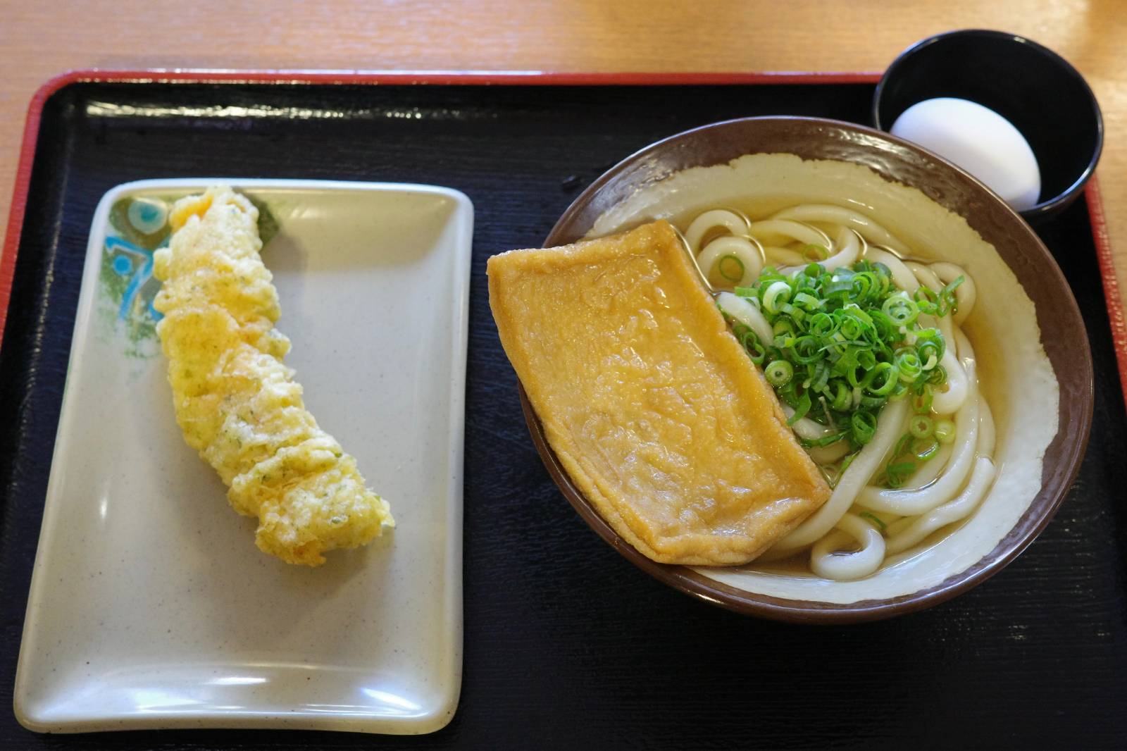 평범한 우동 같지만 차원이 다른 맛의 사누키 우동 © Dana