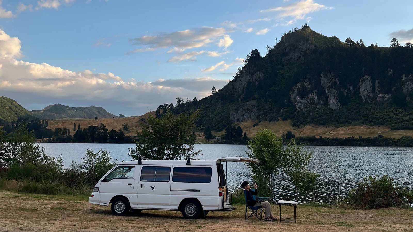 설렘뿐이었던 캠핑 첫 날. 첫 캠핑 사이트. 이땐 몰랐지