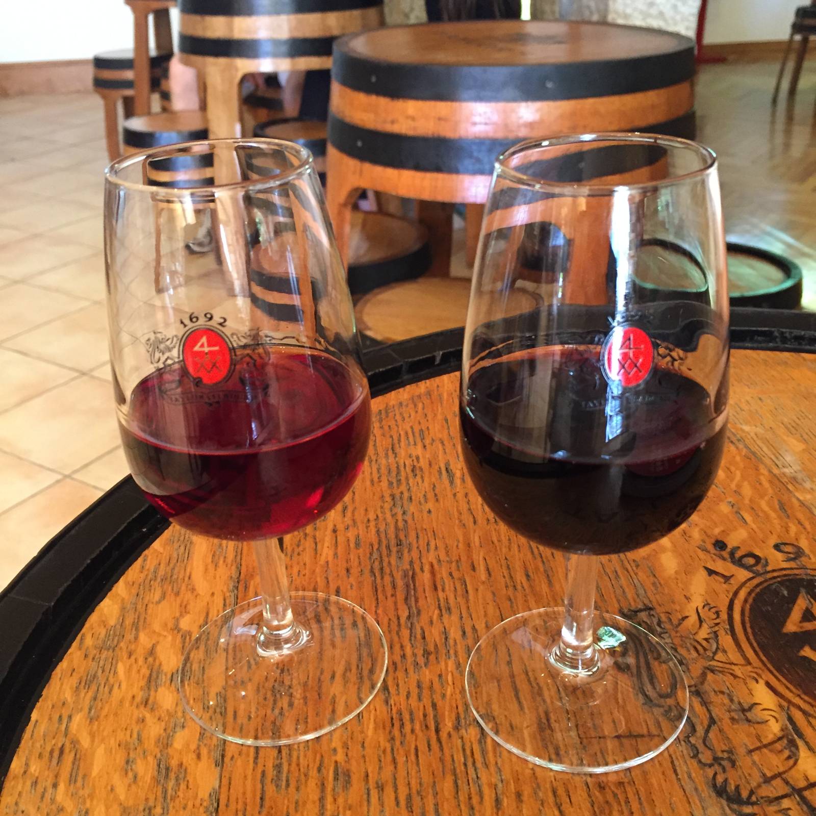 사진에는 2잔이지만.. 사실 거의 총 5잔 정도를 시음하고 취했던 테일러 와이너리 시음의 기억ㅎㅎ