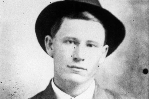 내 커리어가 망가졌다고 생각될때 필요한 마인드셋(With. KFC 샌더스)의 썸네일 이미지