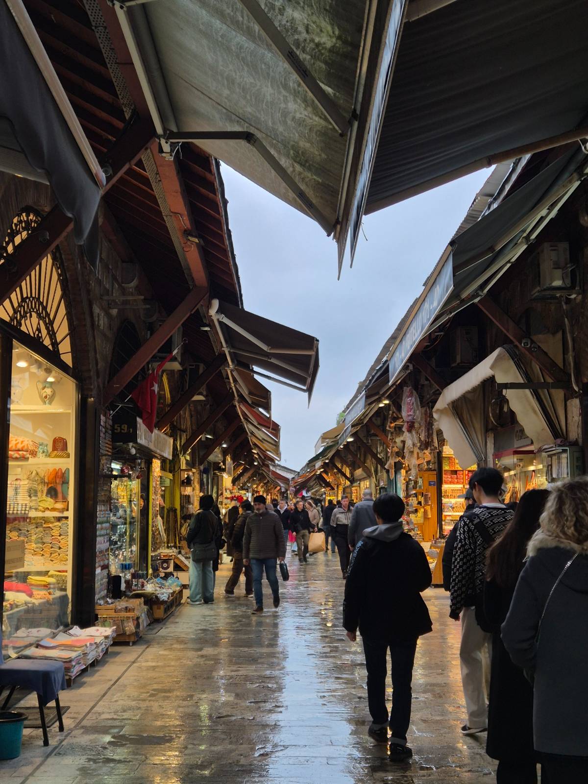 아야소피아 가는 길의 시장