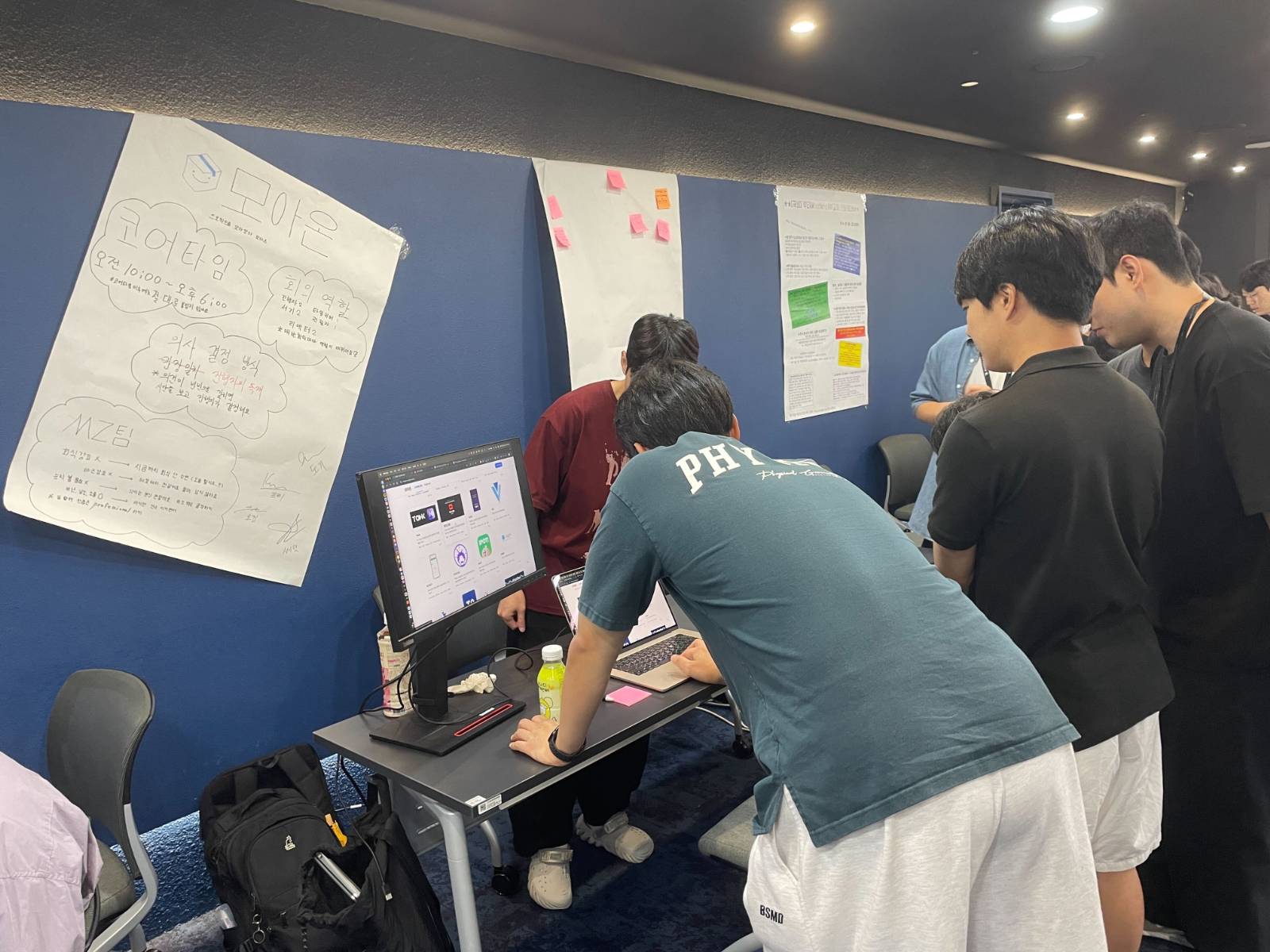 프로젝트 탐색과 기술적 인사이트를 담은 아티클을 모아보는 서비스 - 모아온 팀