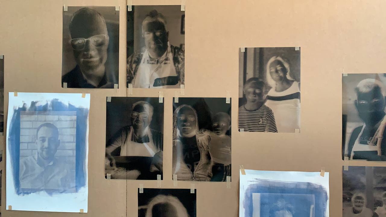 신경다양인(이 표현이 요즘 매우 자주 선택되는 것 같다)들의 작업.&nbsp;