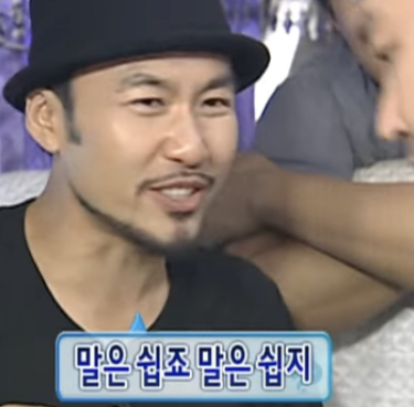 네. 결국 말보다 행동입니다. 책은 그 이야기를 하고 있어요&nbsp;