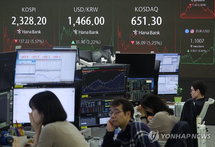 💵[핀테크핫이슈] 미국발 관세 폭탄에 금융시장 '흔들'의 썸네일 이미지
