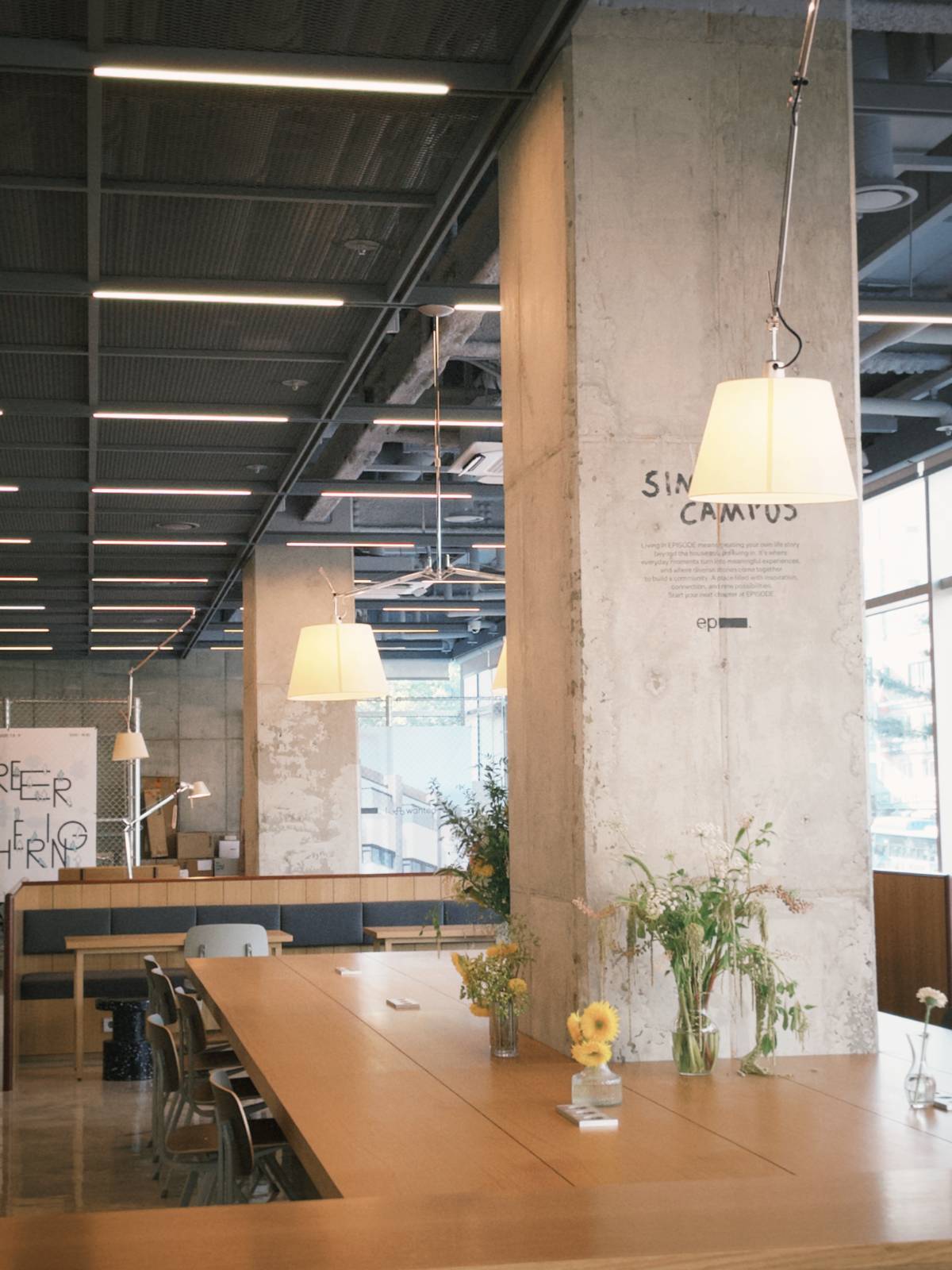 에피소드 신촌 캠퍼스 2층, ep Lounge ©REDBUSBAGMAN