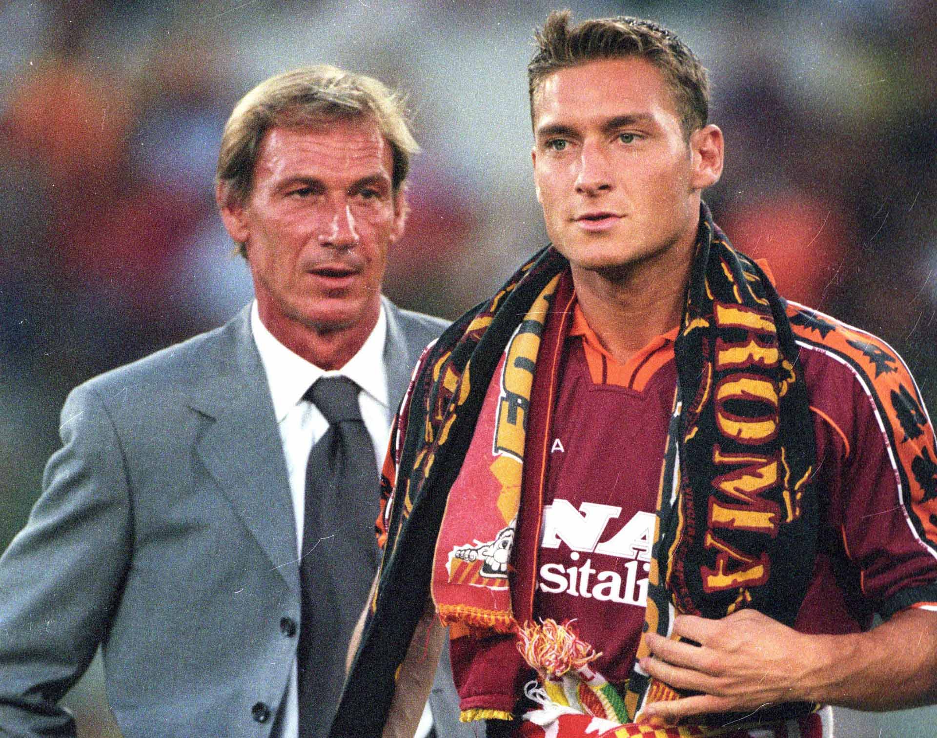 토티에겐 은사와도 같은 제만. 아직 다듬어지지 않은 원석과도 같았던 어린 토티는 제만 아래에서 기량을 만개했다. © Calciopédia