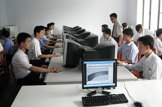 금성학원 중학생들 (C) 통일뉴스