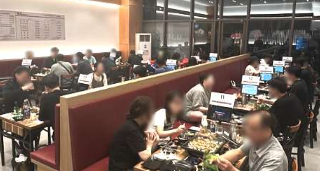 지글대패삼겹살 테크노점 오픈일 매장 내부