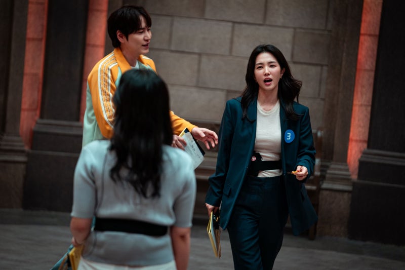 10년 넘게 한 직장에서 살아남은 이의 관록을 보여준 강지영