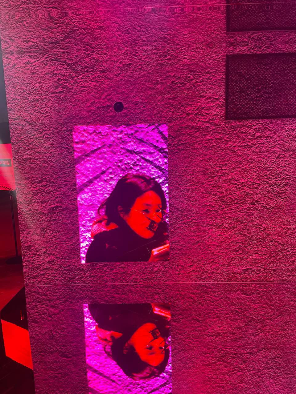 앗 동공이 확장되고 코피가 나옵니다..😪